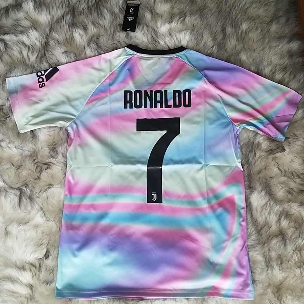 !!LAST ONE!!🌌Ronaldo Jersey 🌌 - Picture 2 of 4